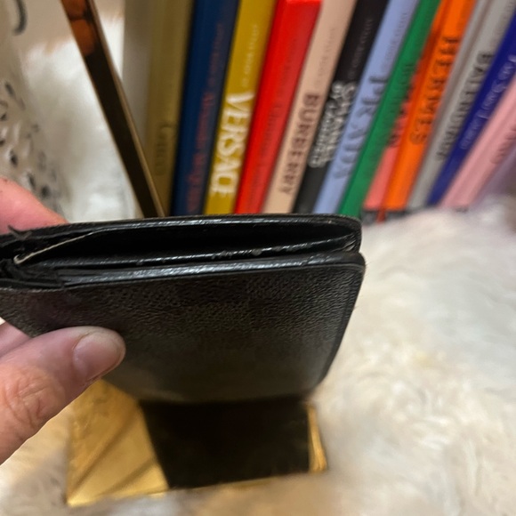 Louis Vuitton Black Wallet - Picture 6 of 11